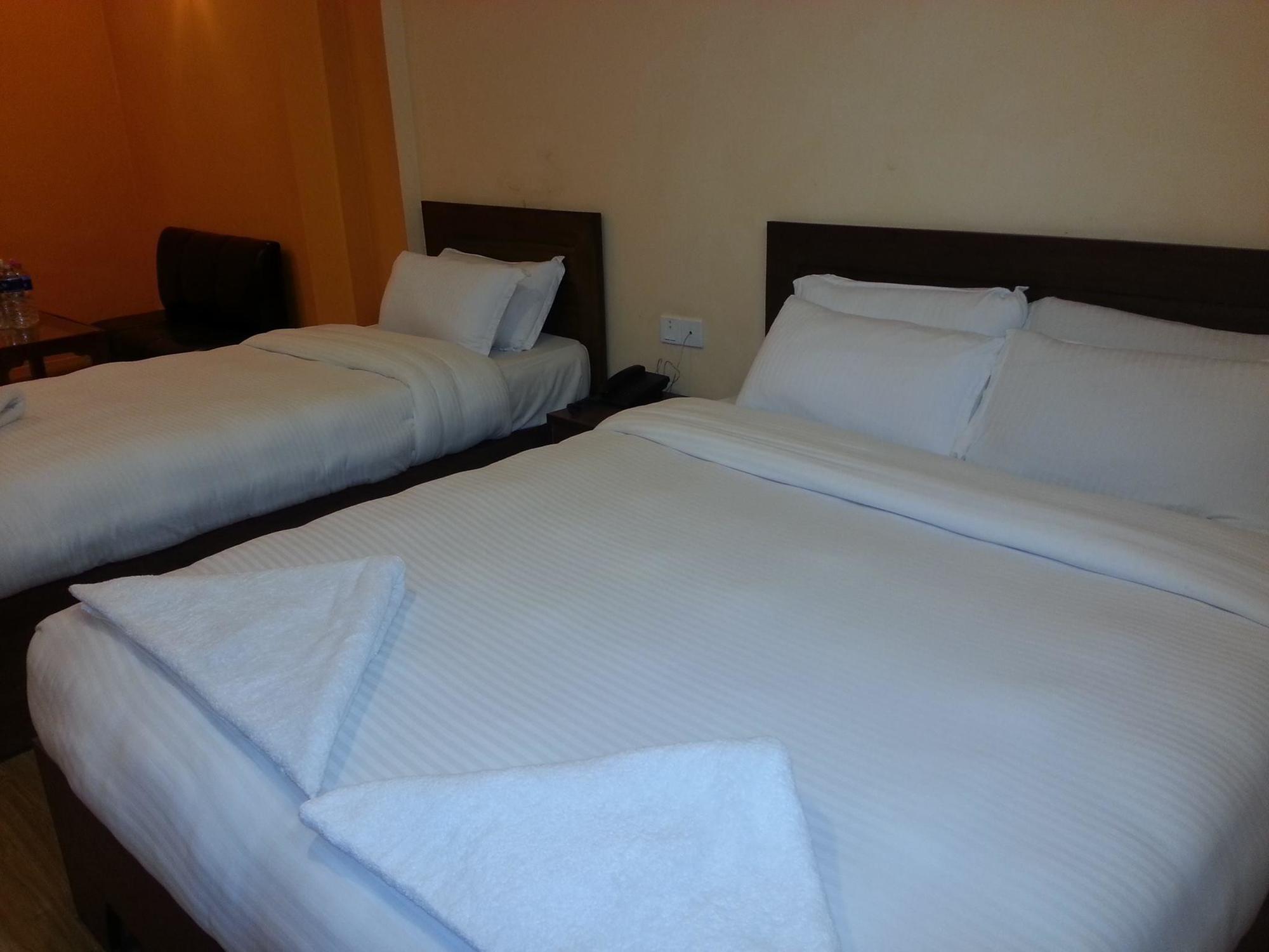 Hotel Stupa Lumbini Esterno foto