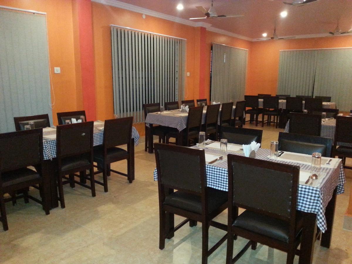 Hotel Stupa Lumbini Esterno foto