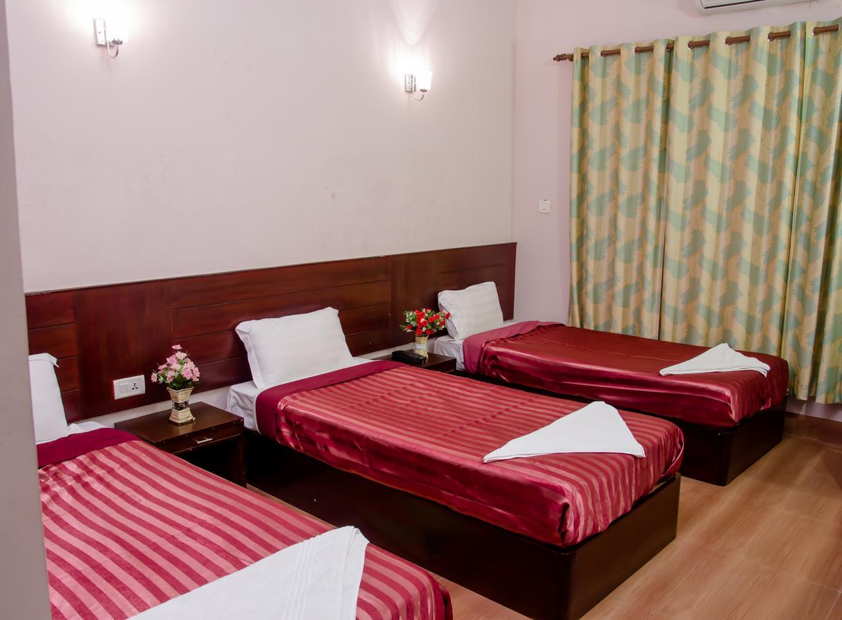 Hotel Stupa Lumbini Esterno foto